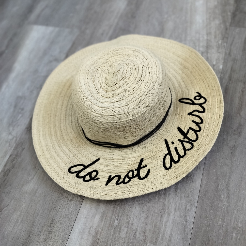 🆕 Elegant Cream Sun Hat